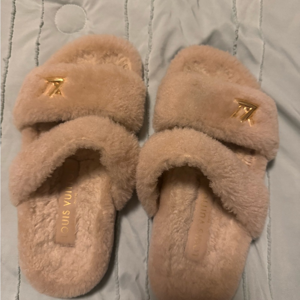Louis Vuitton Sandals - Picture 7 of 7